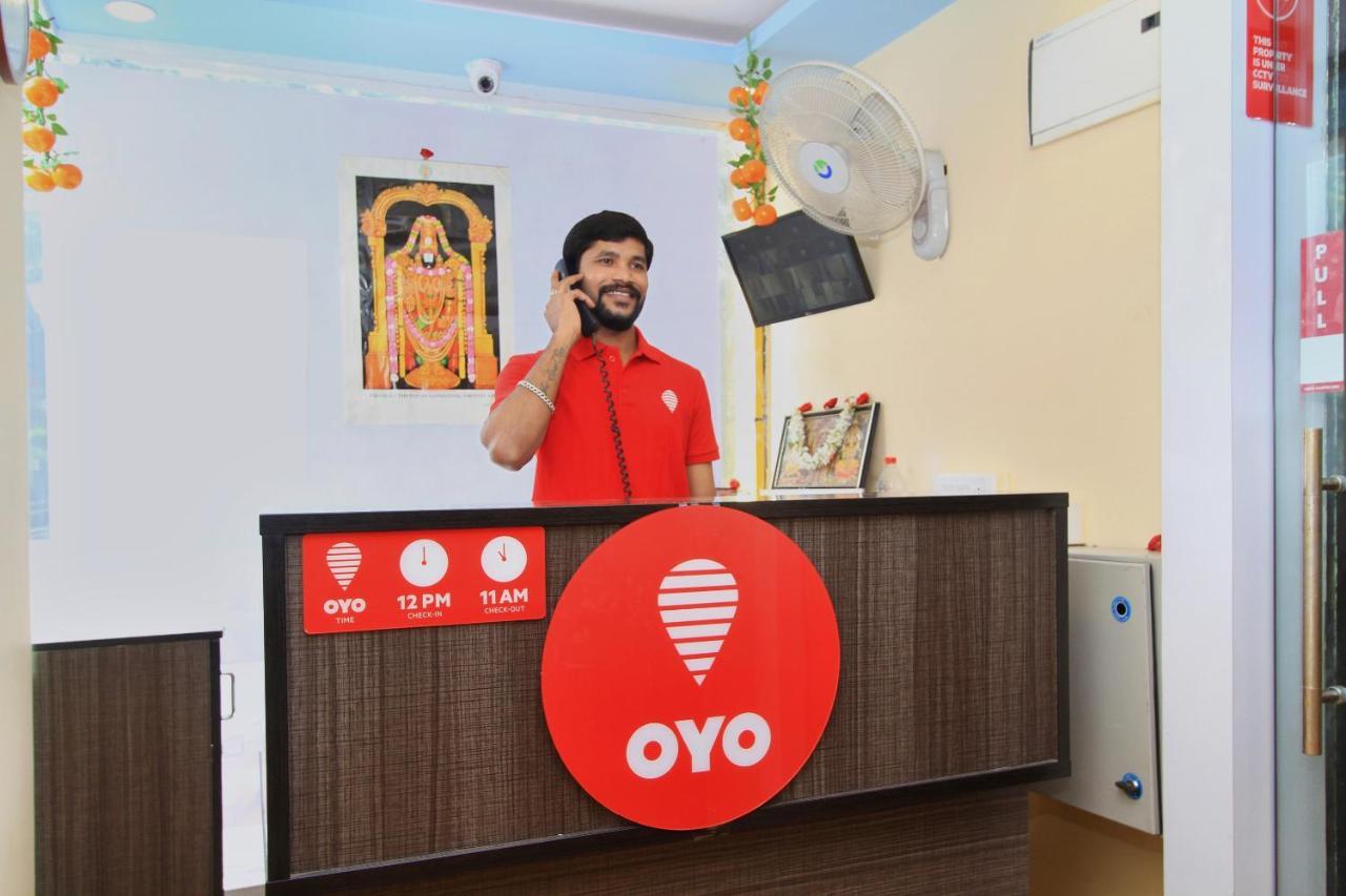 Oyo 10291 Sri Venkatadri Residency Hotel Bangalore Exterior foto